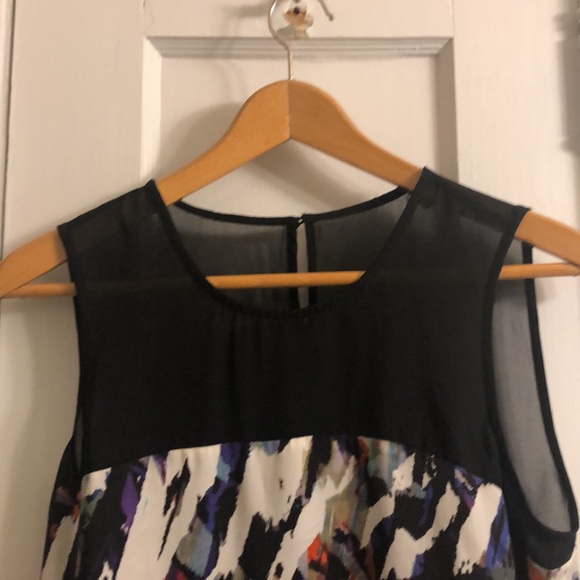 Splatter style multicolor printed tank blouse - Picture 3 of 5